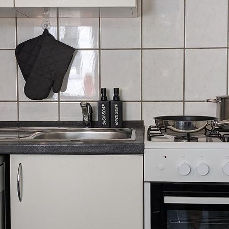 Tt Living Apartments Bonitas & Divinitas I 2 Schlafzimmer I Kueche I Vollbad I Waschmaschine Rellingen Ngoại thất bức ảnh