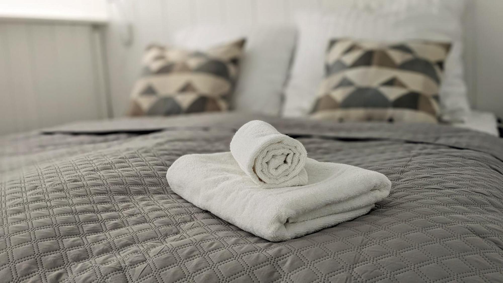 Tt Living Apartments Bonitas & Divinitas I 2 Schlafzimmer I Kueche I Vollbad I Waschmaschine Rellingen Ngoại thất bức ảnh