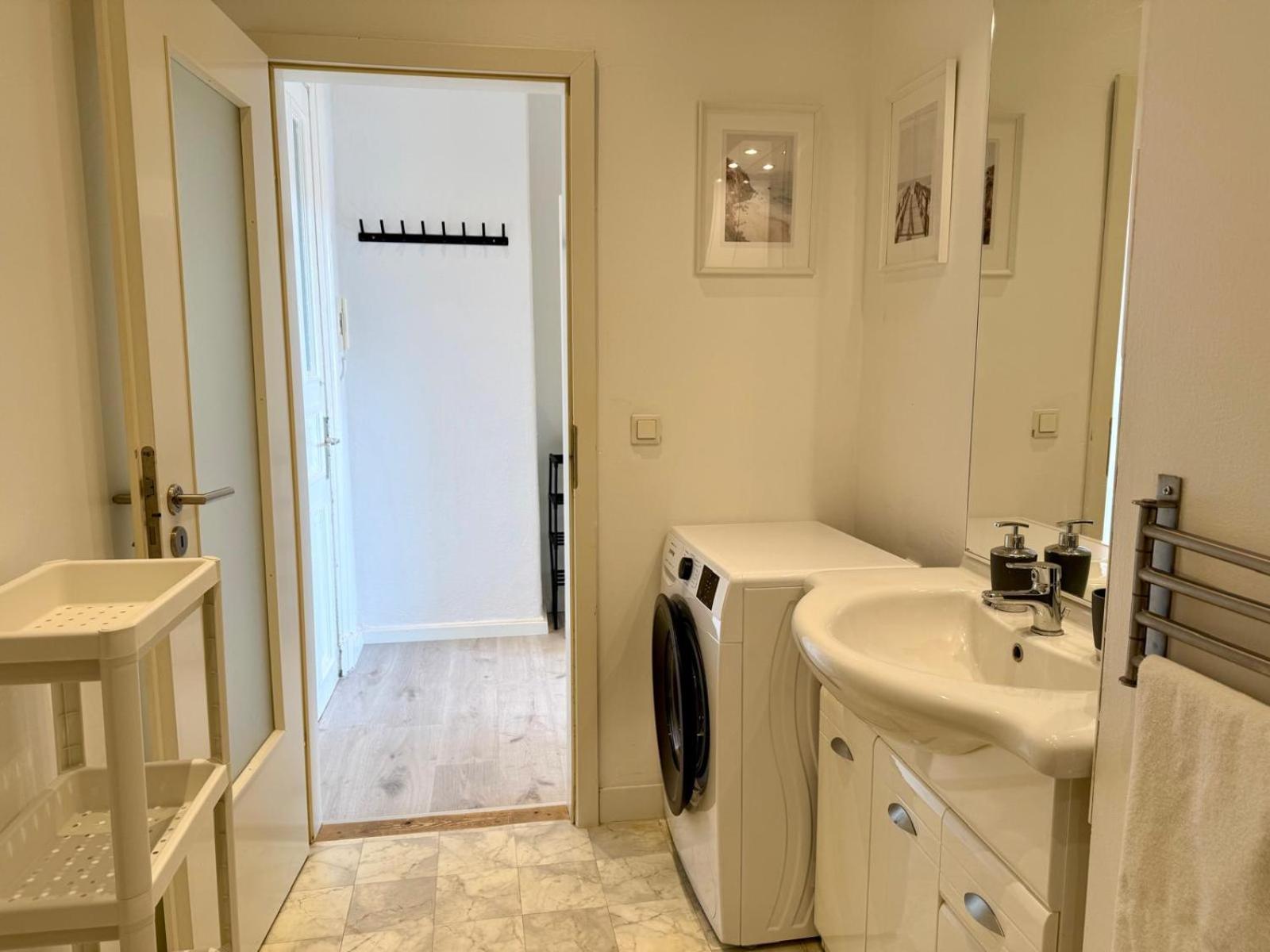 Tt Living Apartments Bonitas & Divinitas I 2 Schlafzimmer I Kueche I Vollbad I Waschmaschine Rellingen Ngoại thất bức ảnh